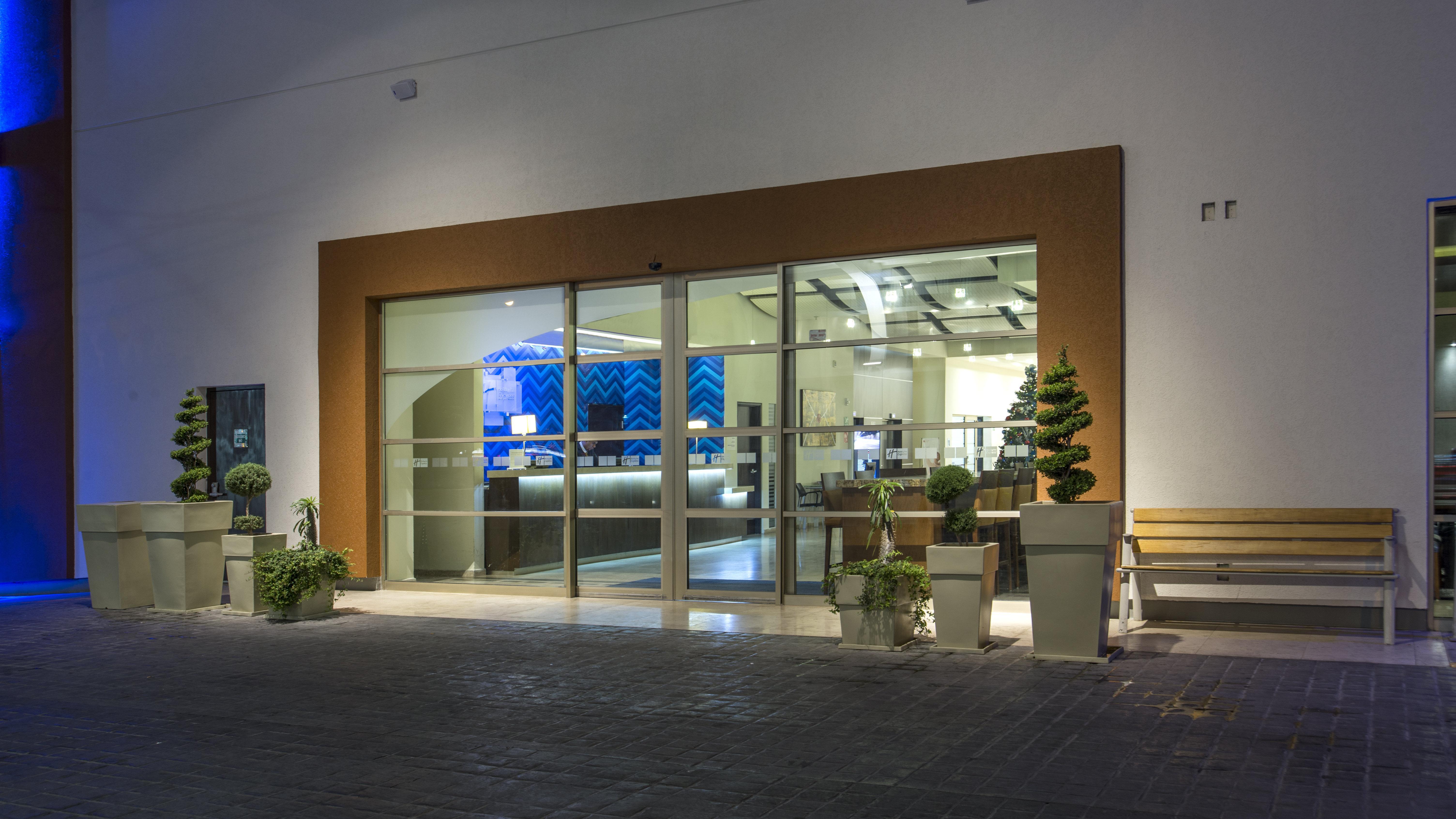 Holiday Inn Guadalajara Patria-Universidad By Ihg Zapopan Extérieur photo