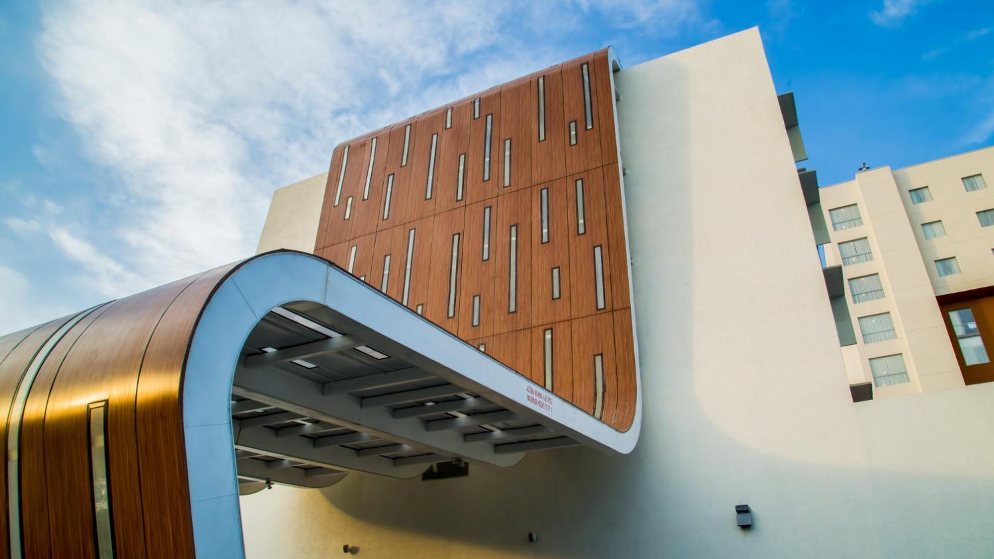 Holiday Inn Guadalajara Patria-Universidad By Ihg Zapopan Extérieur photo